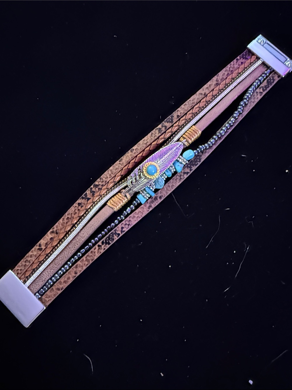 New magnetic, leather and turquoise bracelet